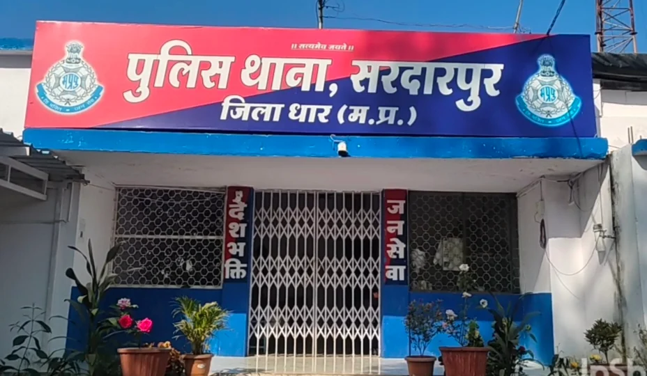 इंदौर के व्यापारी से हाईवे पर लूट…8 लाख रुपए कीमत के आभूषण लेकर बदमाश हुए फरार